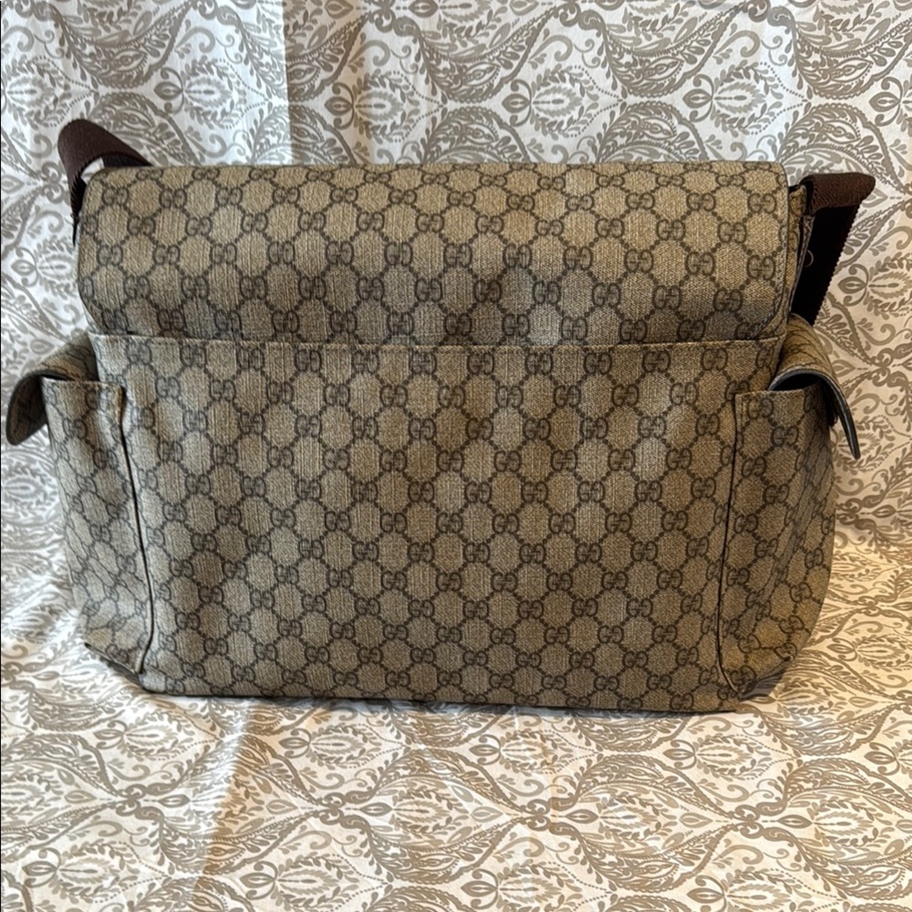 Gucci Supreme Canvas Diaper Bag - Picture 3 of 15